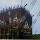 Illustration for article titled 20 Photos of Iconic Buildings and Bridges As They Were Being Built